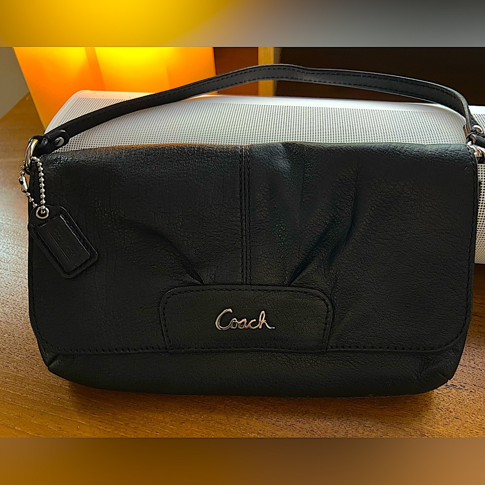 Coach Vintage wristlet/handbag